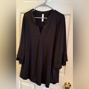 Dear Scarlett Black Bell Sleeve Top